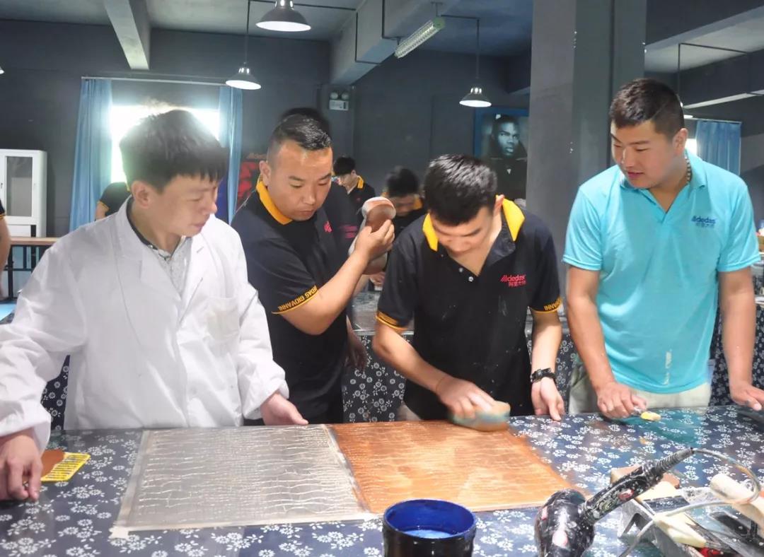 乔瓦尼艺术涂料 乔瓦尼艺术涂料